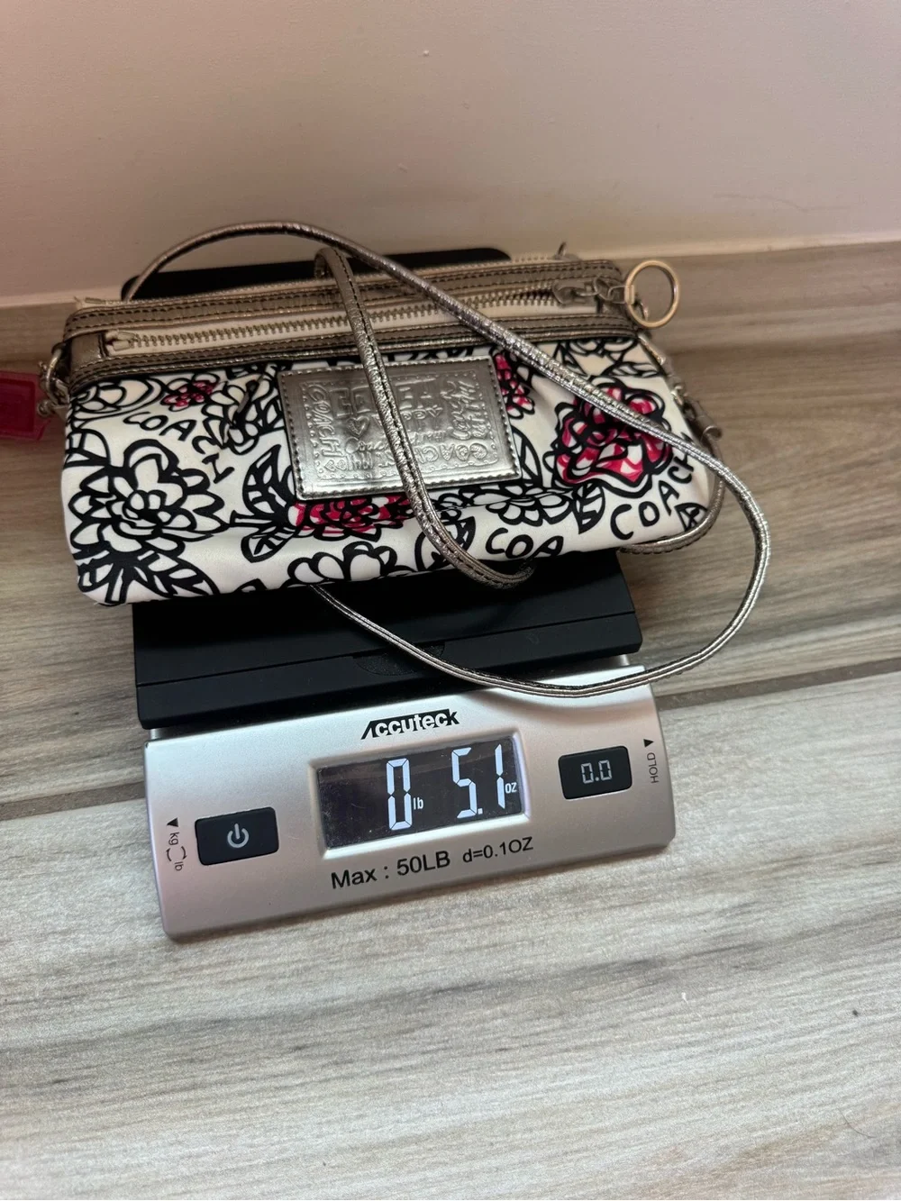 Coach Poppy Floral Graffiti Crossbody Clutch Pink Silver Y2K 2000s